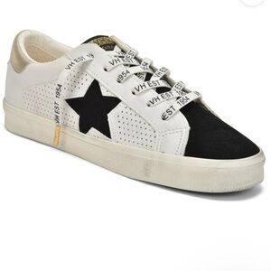 NWOB Vintage Havana Gadol sneakers. 
White and Black Star size 11